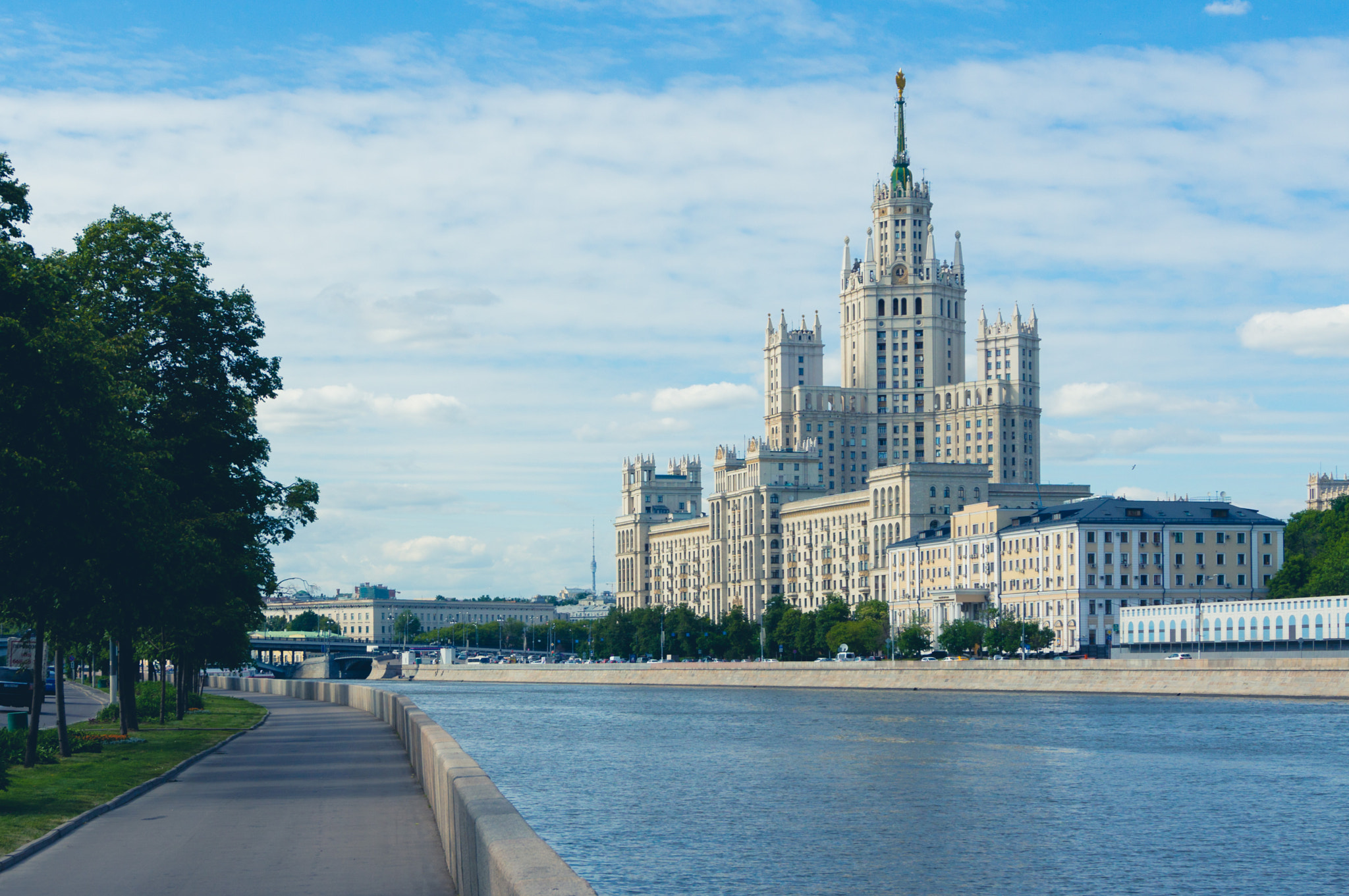 Сталинские высотки в Москве