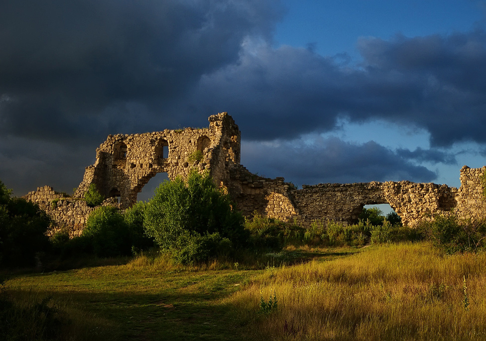 Мангуп кале в крыму фото