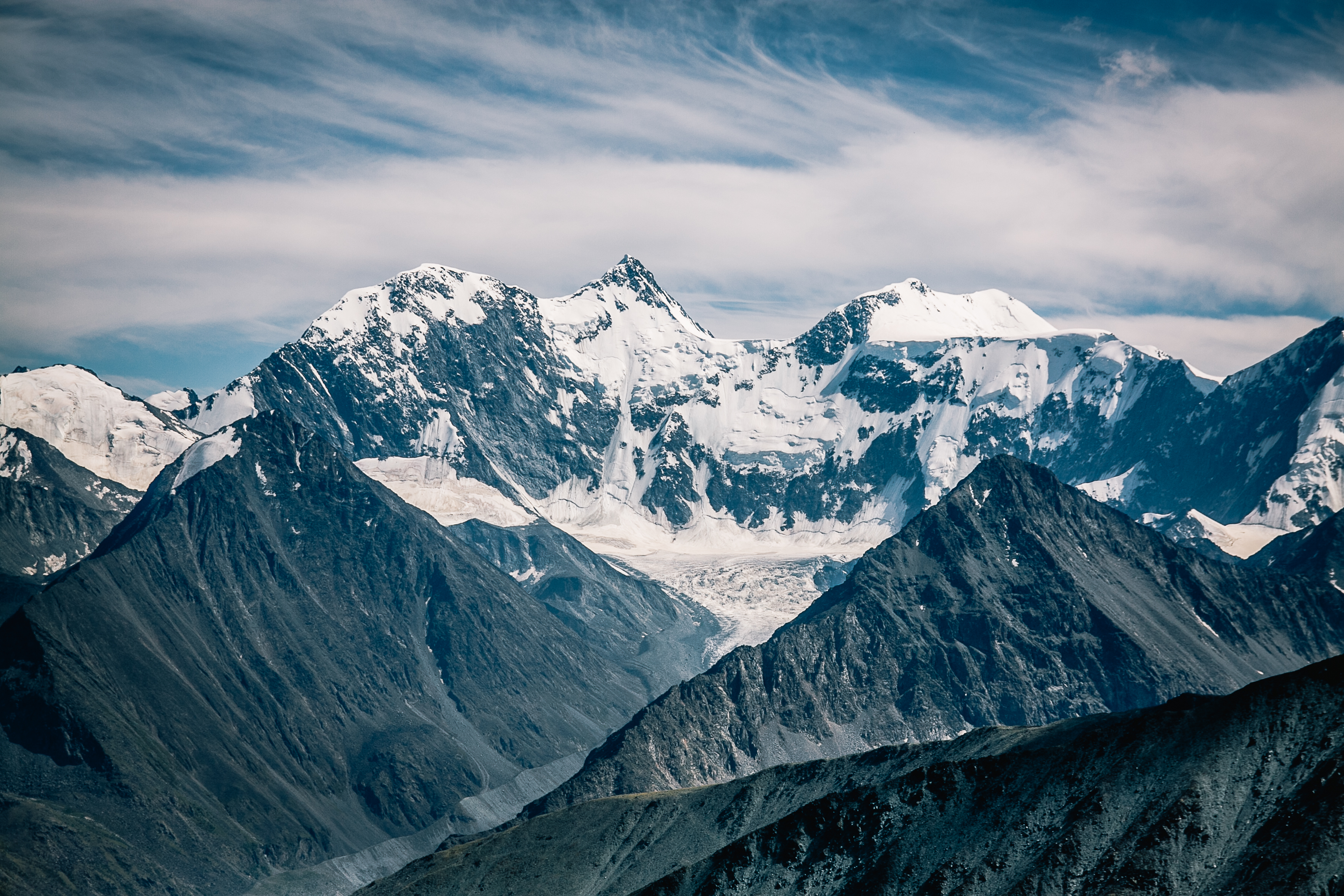 Священная трехглавая гора Алтая — Белуха