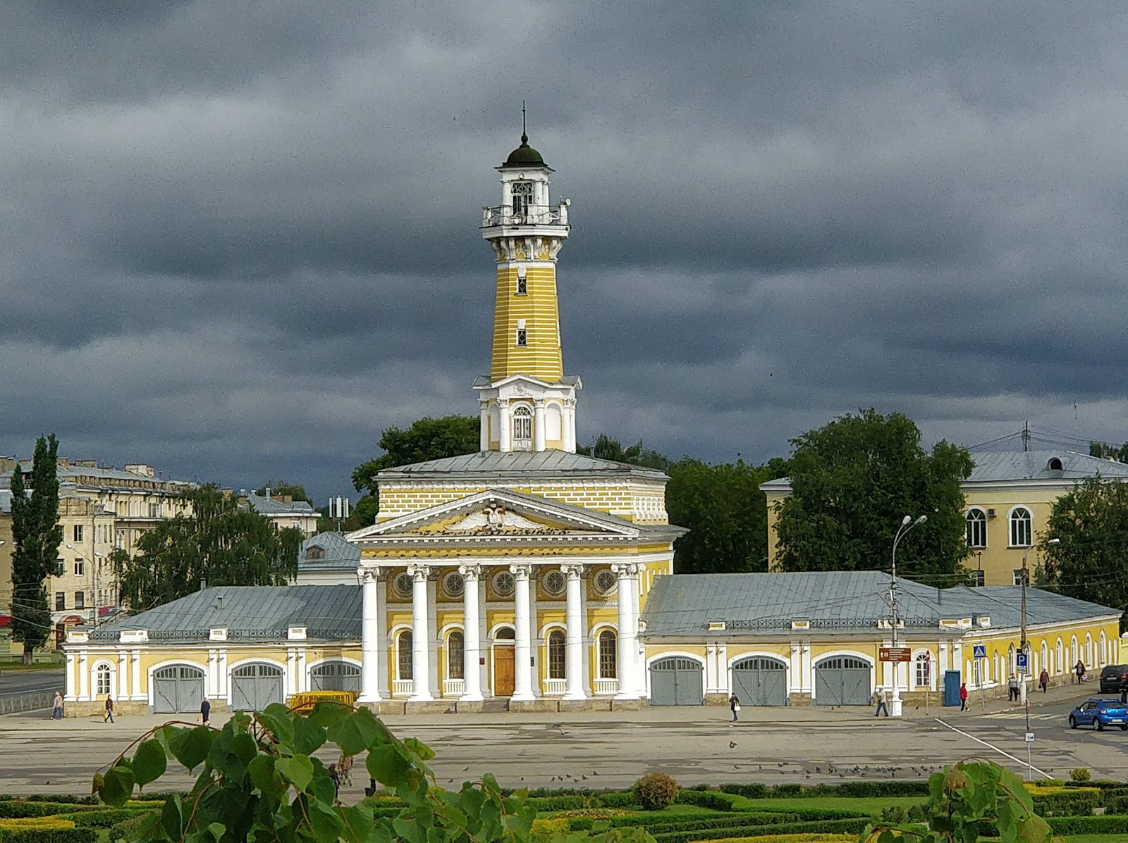 сусанинская площадь в костроме